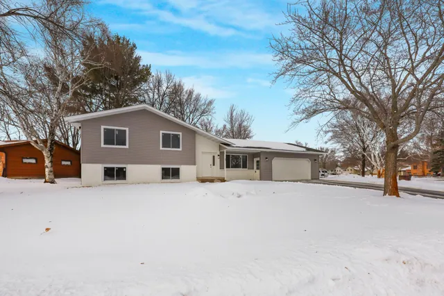 $269,900 | 23 Oxby Lane, Waite Park, MN 56387