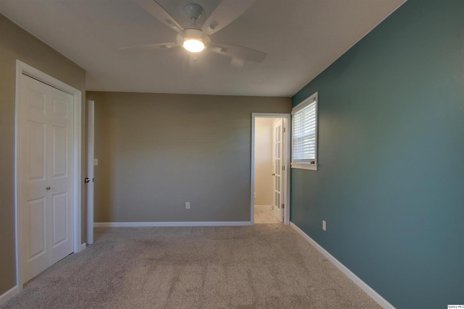 1205 Daniel Court Quincy, IL 62305 - Photo 10 of 18