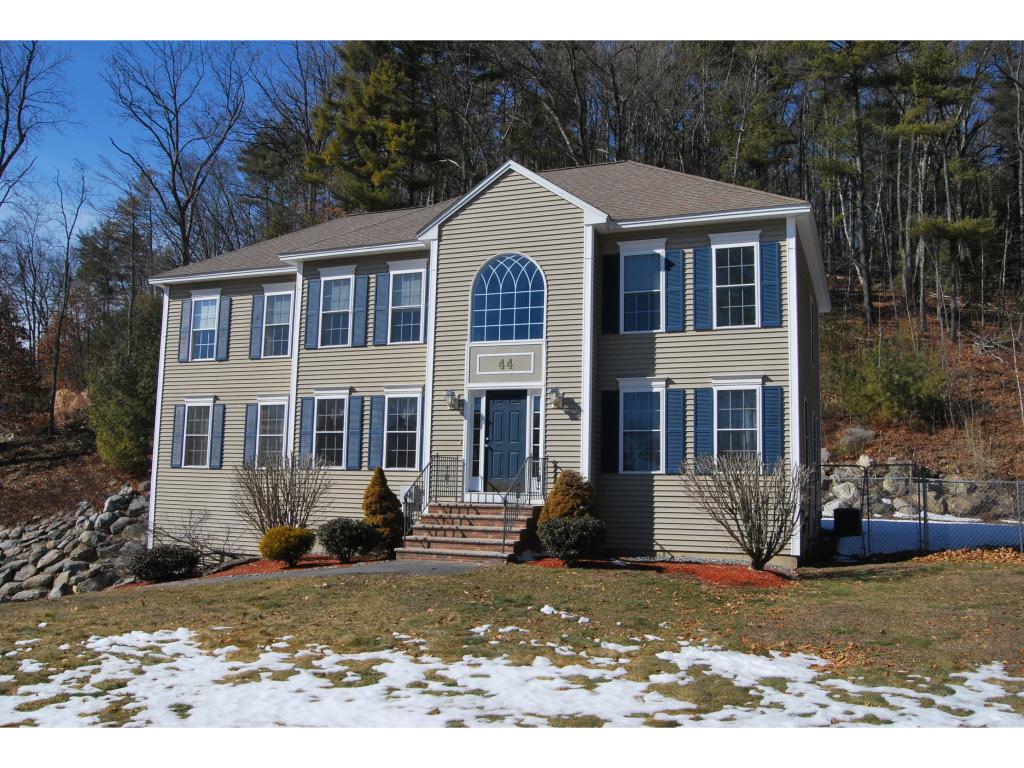 44 Monument Hill Road Pelham, NH 03076 - Photo 1 of 26