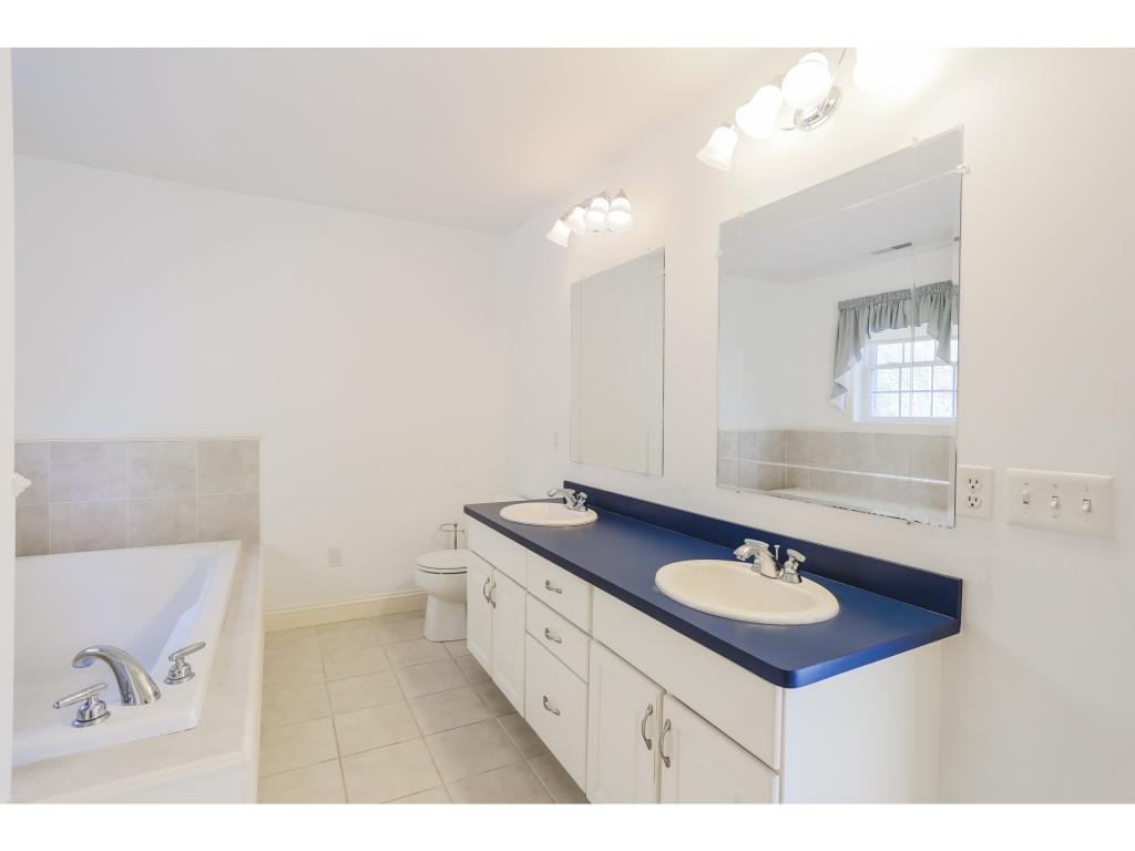 44 Monument Hill Road Pelham, NH 03076 - Photo 18 of 26