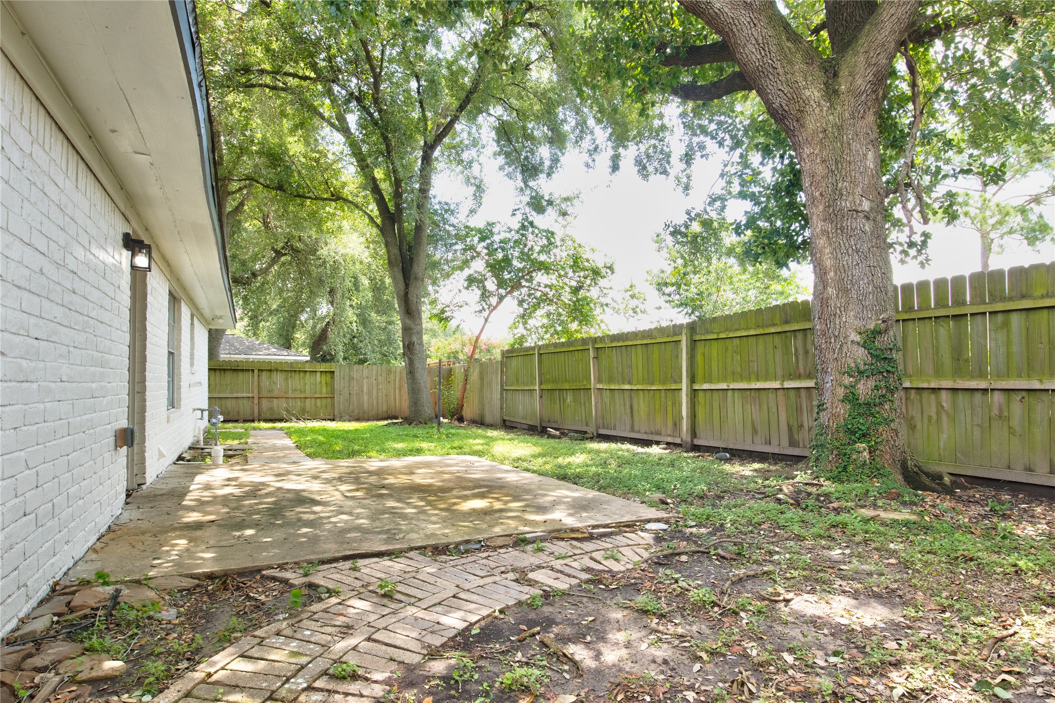 8406 Beechaven Road La Porte, TX 77571 - Photo 25 of 27
