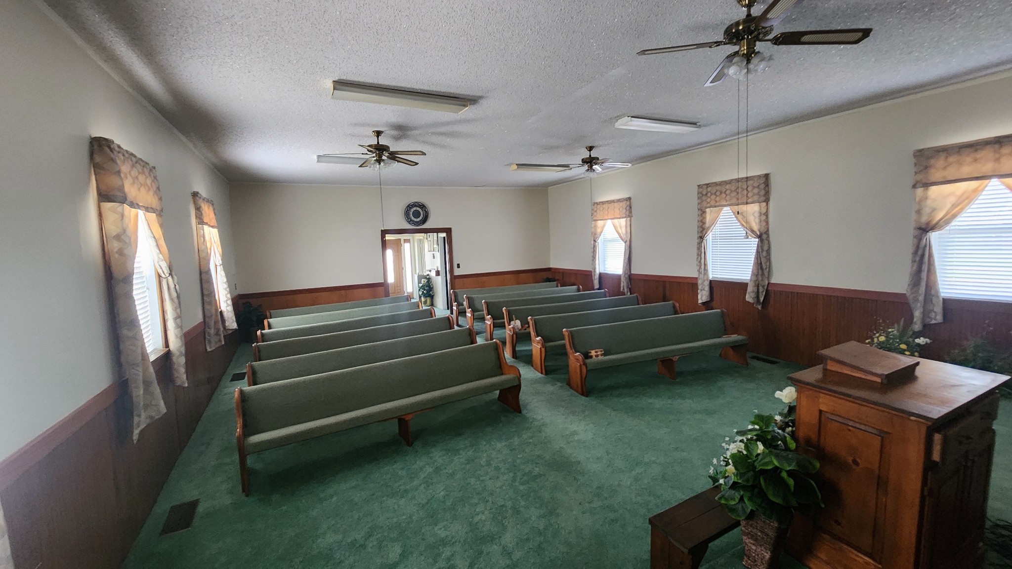 194 Allen's Chapel Road Smithville, TN 37166 - Photo 8 of 13 a room with wooden floor and furniture