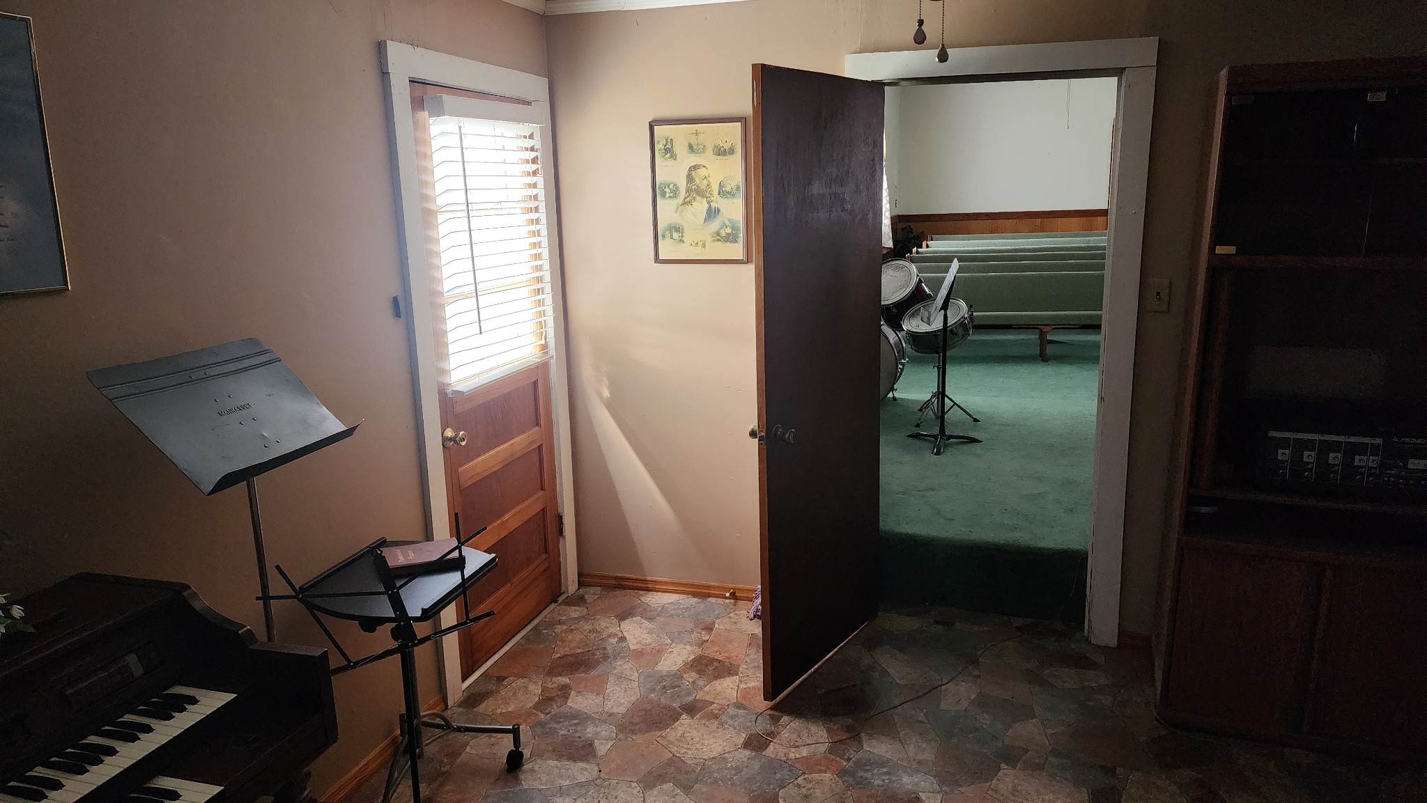 194 Allen's Chapel Road Smithville, TN 37166 - Photo 10 of 13 a view of an entryway with wooden floor