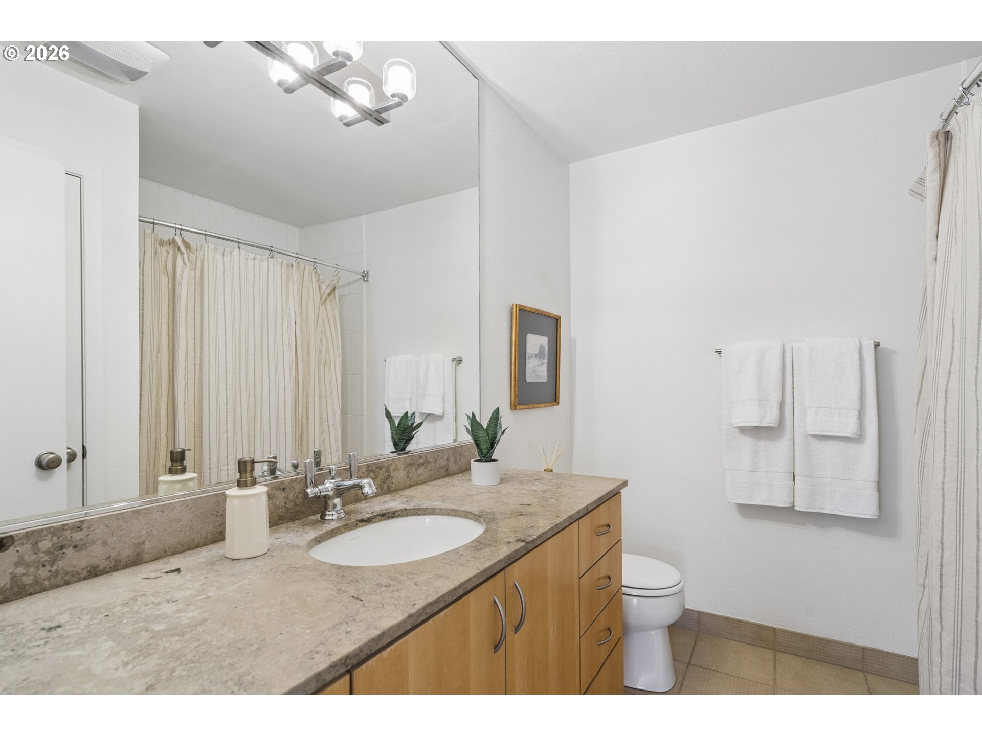200 Southwest Burnham Road, Unit 303 Lake Oswego, OR 97034 - Photo 15 of 32
