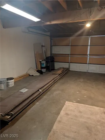 $1,296 | 4372 Caliente Street, Las Vegas, NV 89119