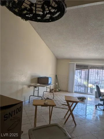 $1,296 | 4372 Caliente Street, Las Vegas, NV 89119