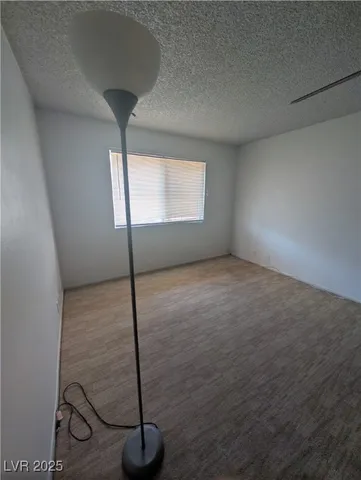 $1,296 | 4372 Caliente Street, Las Vegas, NV 89119