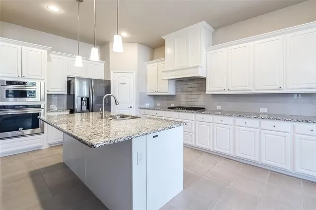 $3,200 | 6808 Badlands Drive, McKinney, TX 75070