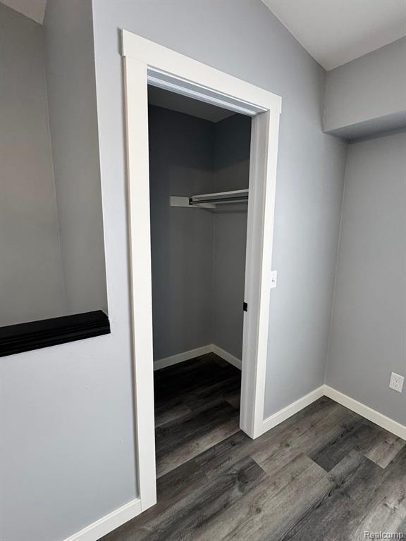 31844 Kelly Road, Unit 4 Roseville, MI 48066 - Photo 4 of 18