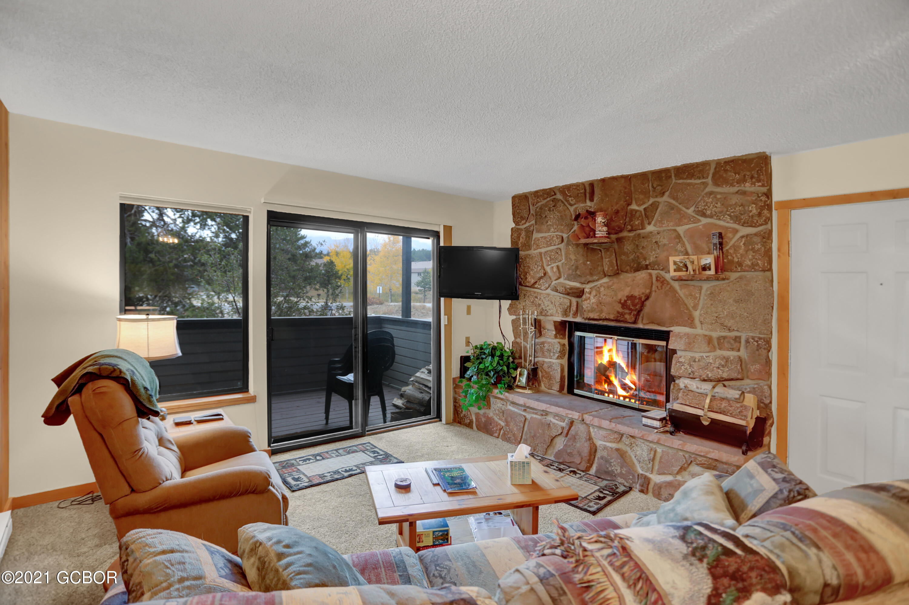 83 County Road, Unit A6 Fraser, CO 80442 - Photo 5 of 30 Living Room