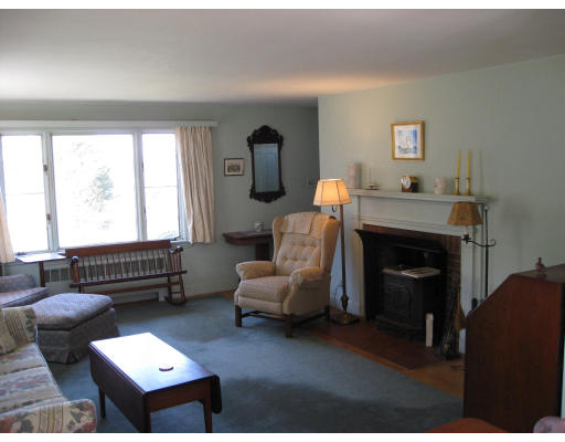 4 Edgemere Road Marblehead, MA 01945 - Photo 16 of 22