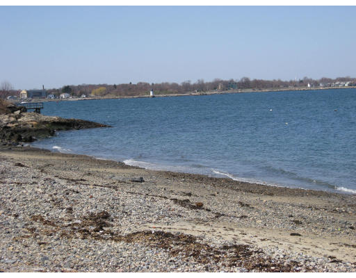 4 Edgemere Road Marblehead, MA 01945 - Photo 5 of 22