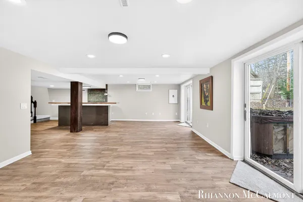 $524,900 | 16151 Terrace Road, Spring Lake, MI 49456