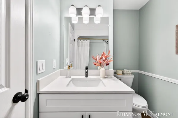 $524,900 | 16151 Terrace Road, Spring Lake, MI 49456