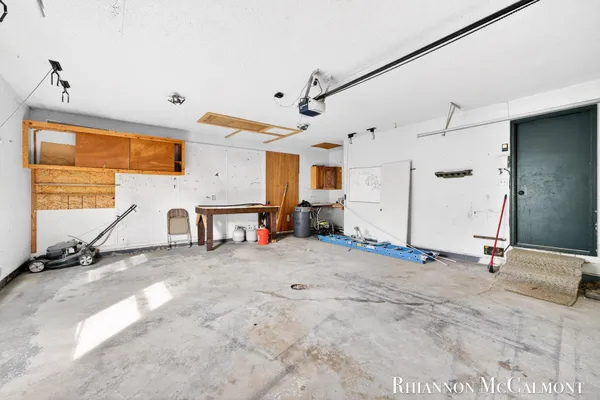 $524,900 | 16151 Terrace Road, Spring Lake, MI 49456