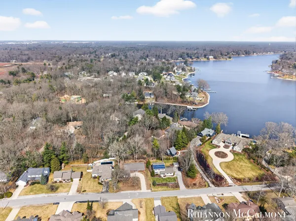 $524,900 | 16151 Terrace Road, Spring Lake, MI 49456