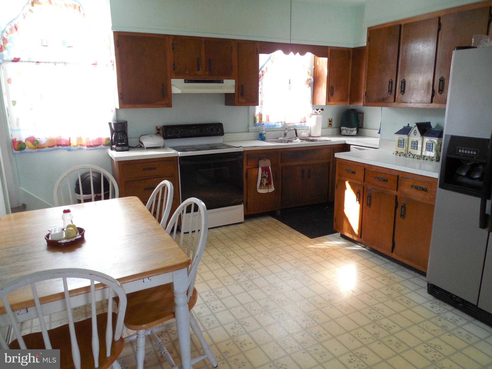 416 High Street New Windsor, MD 21776 - Photo 13 of 20 Kitchen has table space for eating.