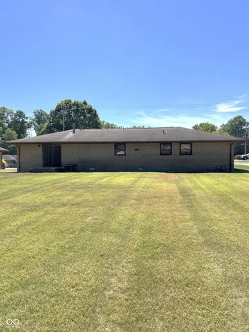 $219,900 | 106 East Anderson Street, Rockville, IN 47872