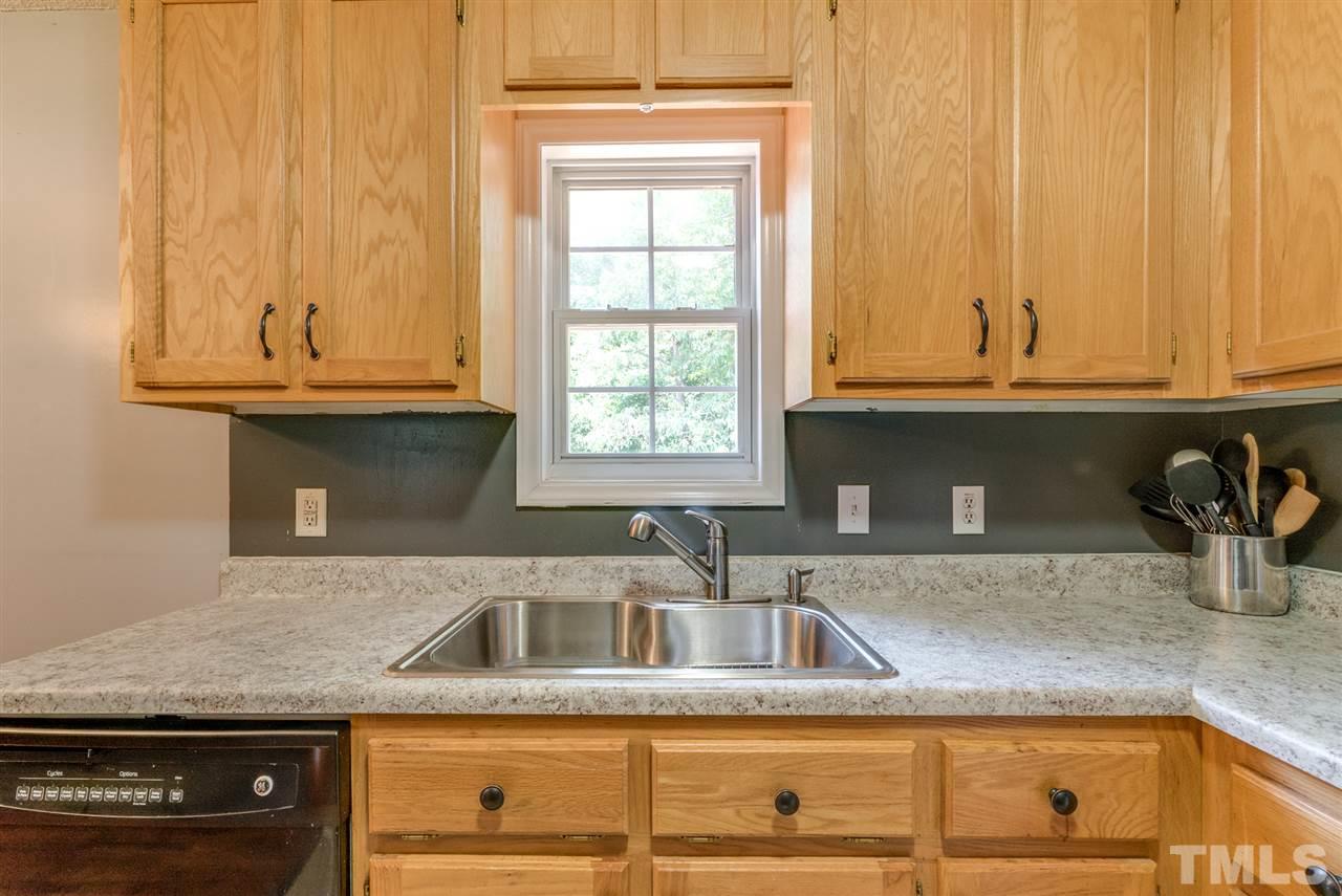 129 Howard Road Fuquay-Varina, NC 27526 - Photo 5 of 23 Gallery Image 5