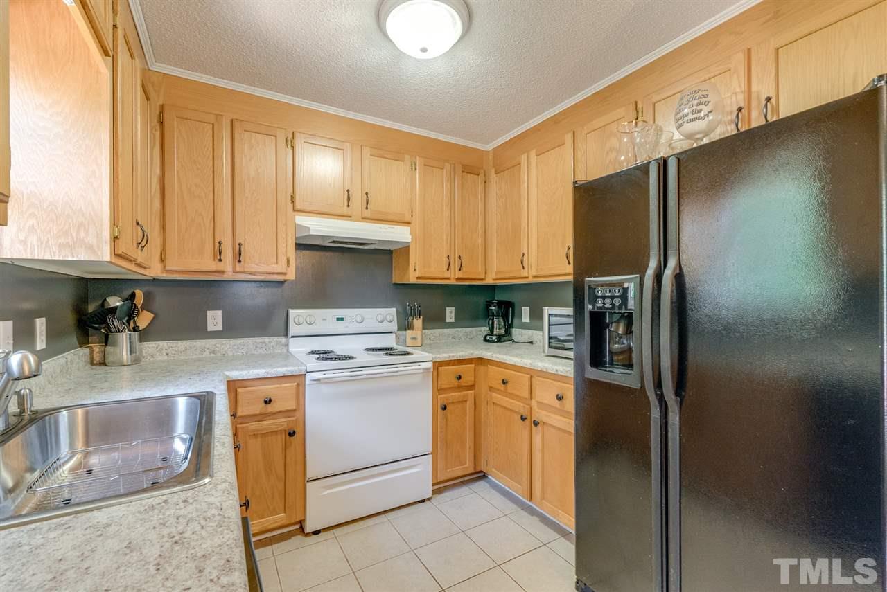 129 Howard Road Fuquay-Varina, NC 27526 - Photo 6 of 23 Gallery Image 6