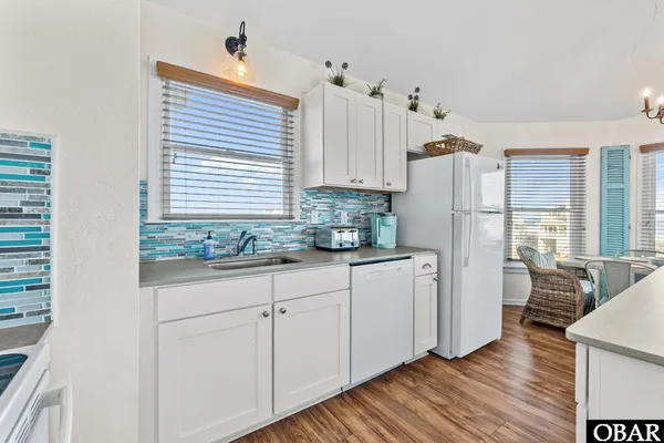 $675,000 | 41490 Ocean View Drive, Avon, NC 27915