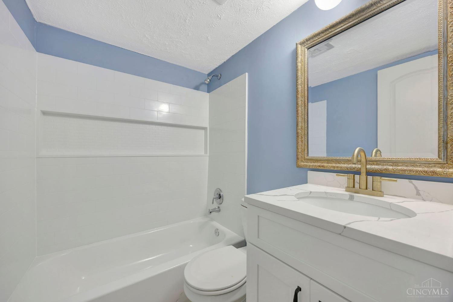 7752 Montgomery Road, Unit 8 Cincinnati, OH 45236 - Photo 15 of 35