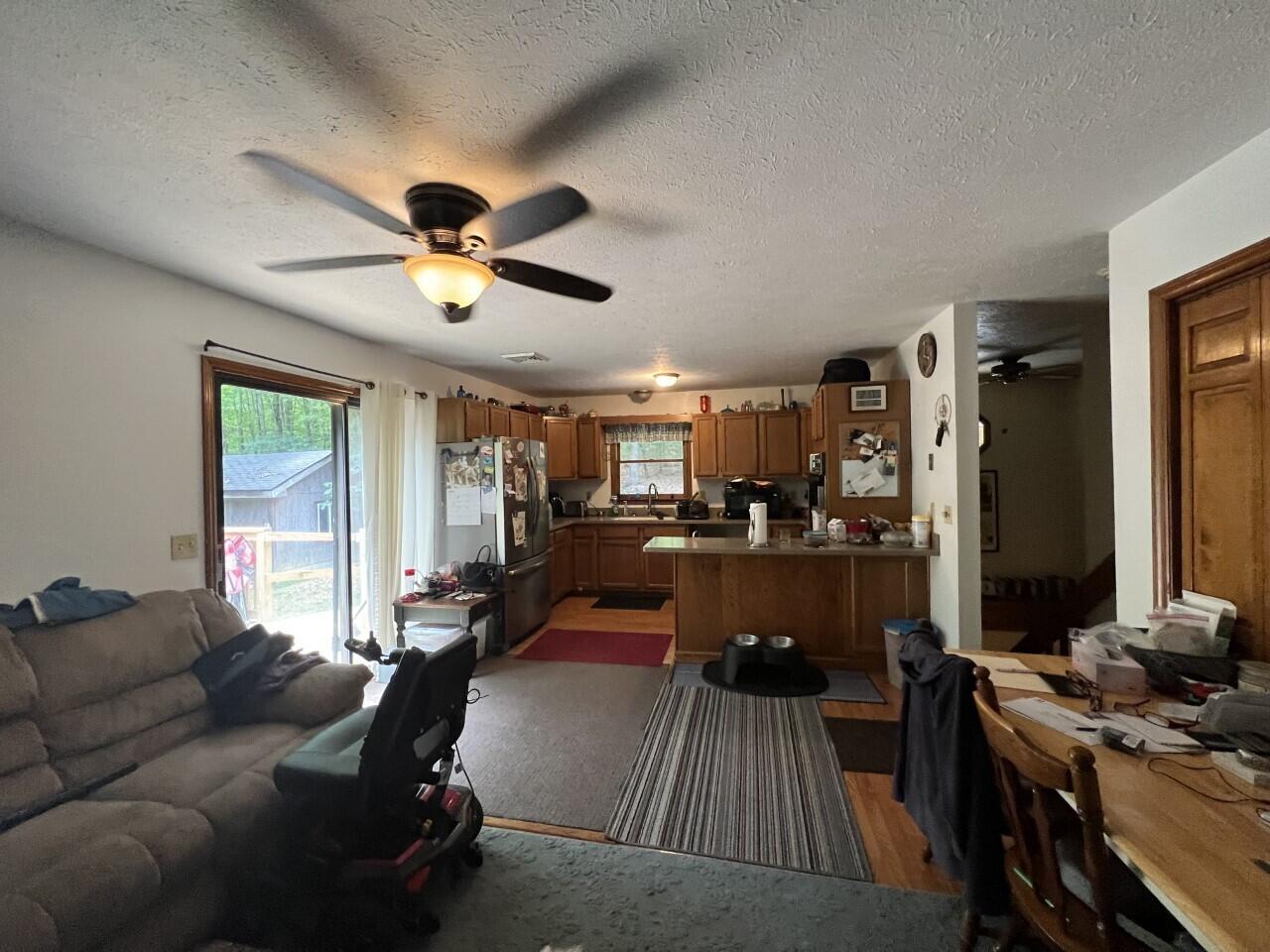 3935 Laurel Fork Road Rocky Gap, VA 24366 - Photo 14 of 29 Living area