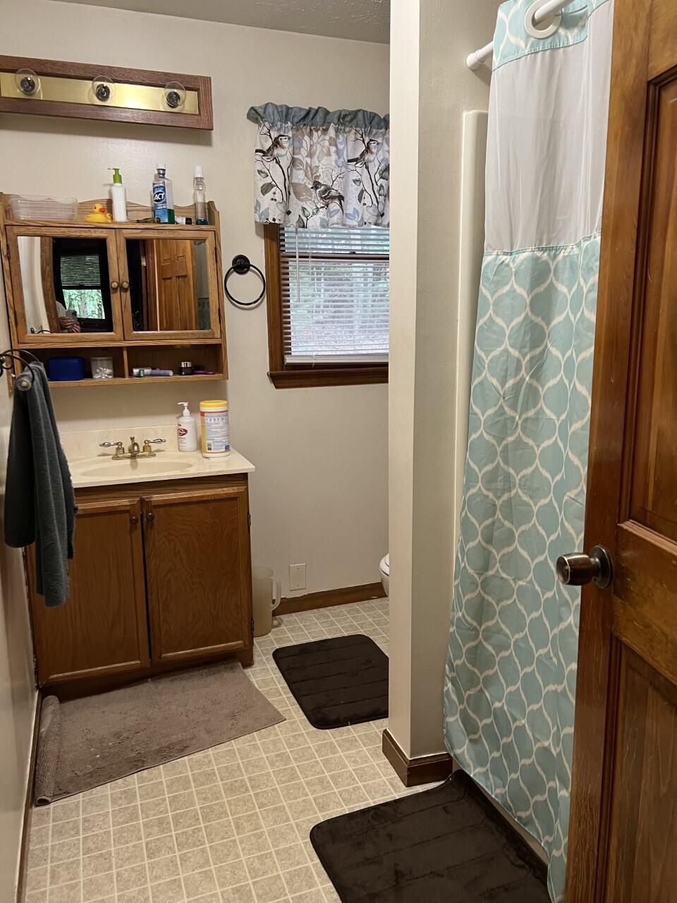 3935 Laurel Fork Road Rocky Gap, VA 24366 - Photo 22 of 29 Bath 1.1