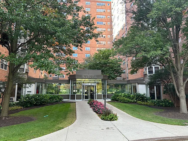 $111,000 | 4950 North Marine Drive, Unit 1505, Chicago, IL 60640