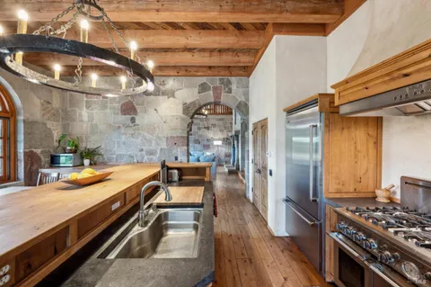 $9,950,000 | 18000 Gehricke Road, Sonoma, CA 95476