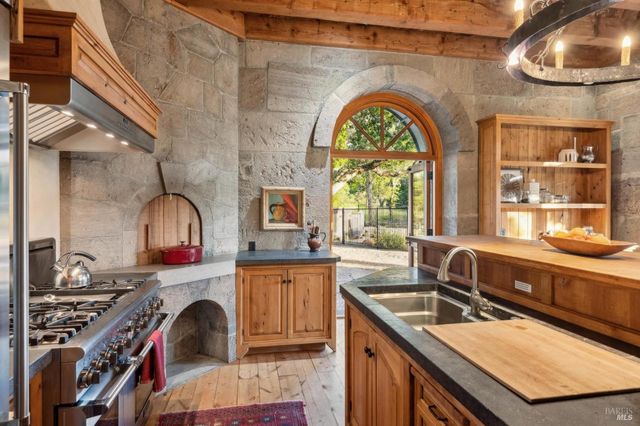 $9,950,000 | 18000 Gehricke Road, Sonoma, CA 95476