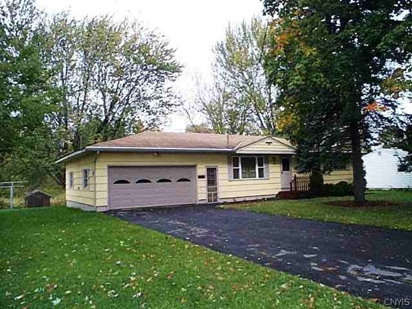 6489 Lakeshore Road Cicero, NY 13039 - Photo 1 of 1 Gallery Image 1