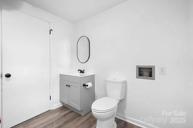 $379,900 | 1185 10th St Pl Circle Northwest, Hickory, NC 28601