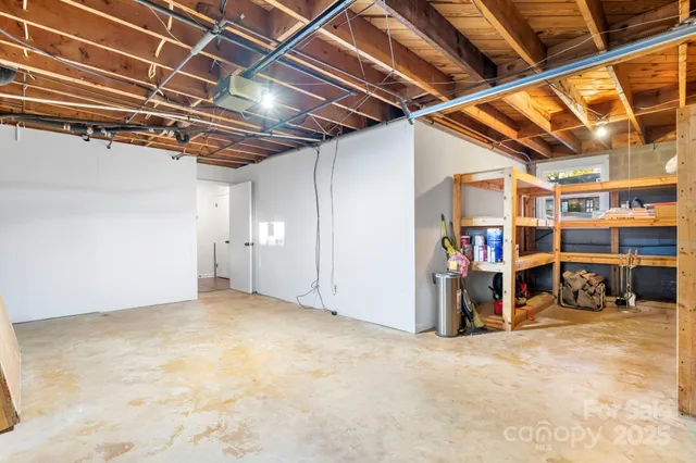 $379,900 | 1185 10th St Pl Circle Northwest, Hickory, NC 28601