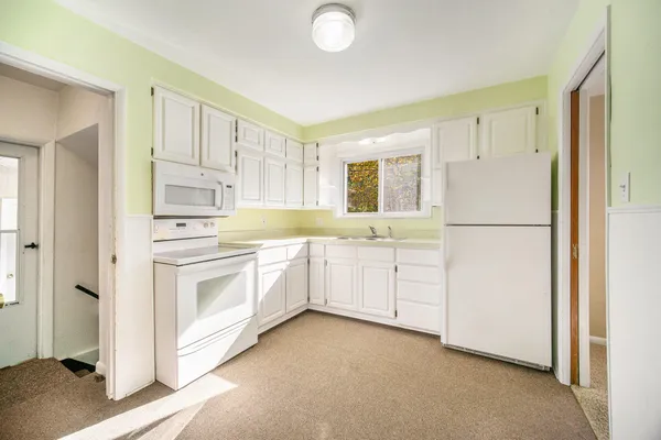 $297,500 | 673 Rosemont Avenue, Saline, MI 48176