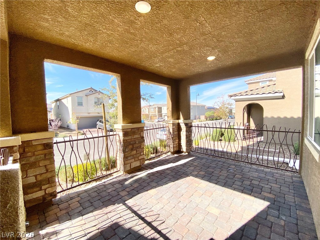 2826 Turnstone Ridge Street Henderson, NV 89044 - Photo 2 of 33