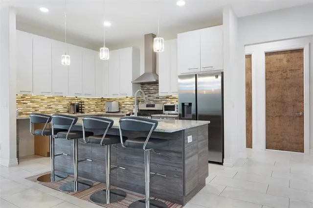 $859,000 | 2637 Bayside Drive South, St. Petersburg, FL 33705