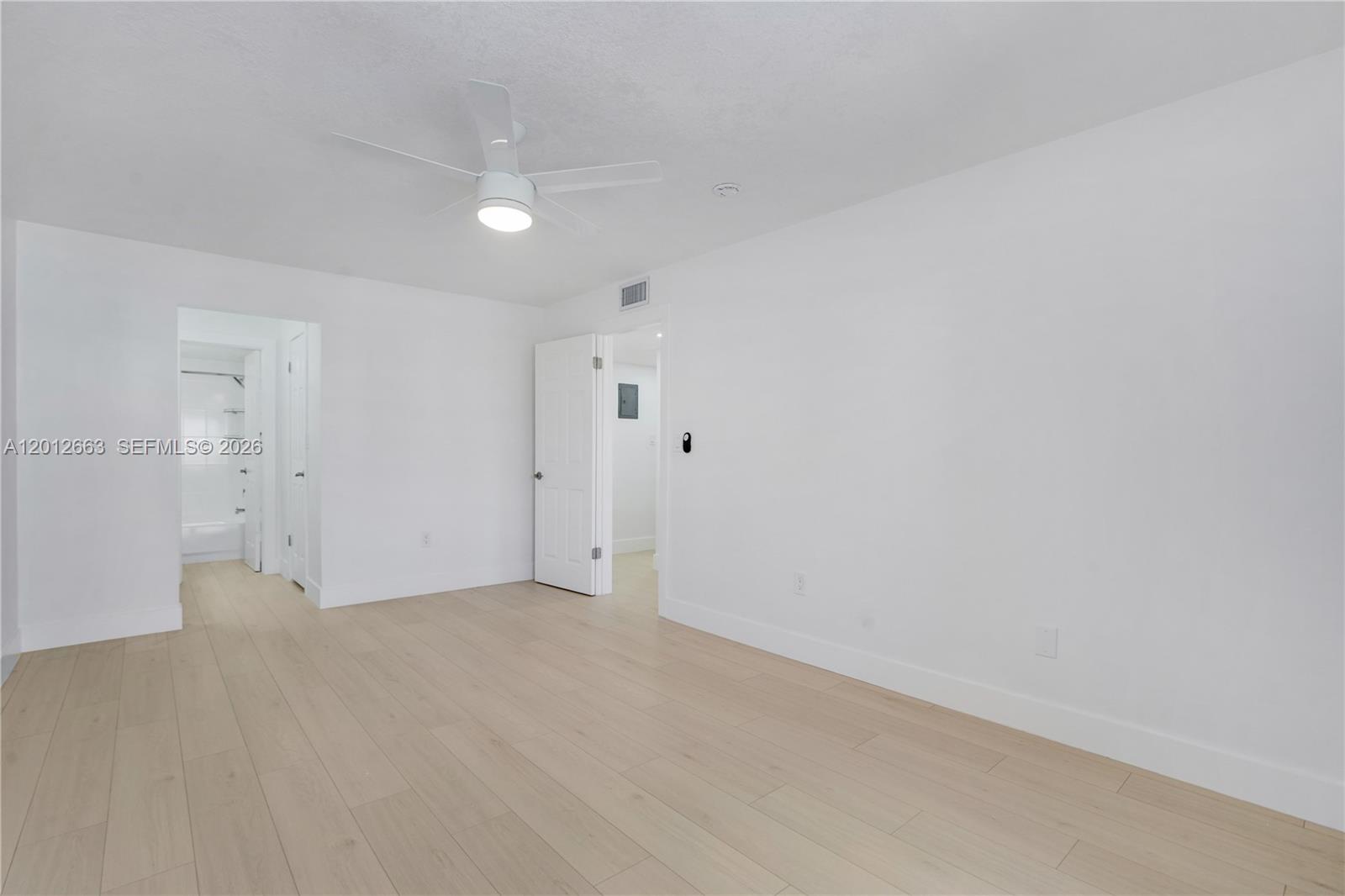 4670 West 13th Lane, Unit 411 Hialeah, FL 33012 - Photo 15 of 28