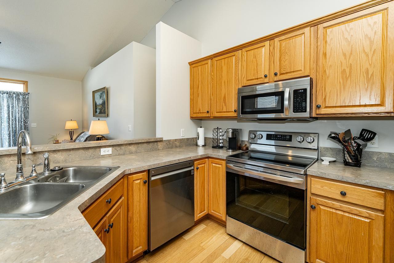 3069 Monroe Drive Northwest Rochester, MN 55901 - Photo 6 of 21