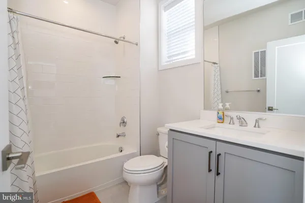 $4,500 | 14301 Beckett Glen Circle, Chantilly, VA 20151