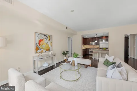 $875,000 | 12500 Park Potomac Avenue, Unit 509N, Potomac, MD 20854