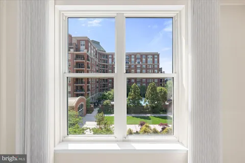$875,000 | 12500 Park Potomac Avenue, Unit 509N, Potomac, MD 20854