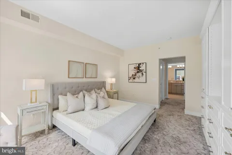 $875,000 | 12500 Park Potomac Avenue, Unit 509N, Potomac, MD 20854