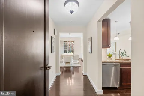 $875,000 | 12500 Park Potomac Avenue, Unit 509N, Potomac, MD 20854