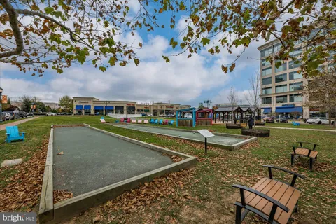 $875,000 | 12500 Park Potomac Avenue, Unit 509N, Potomac, MD 20854