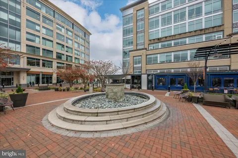 $875,000 | 12500 Park Potomac Avenue, Unit 509N, Potomac, MD 20854