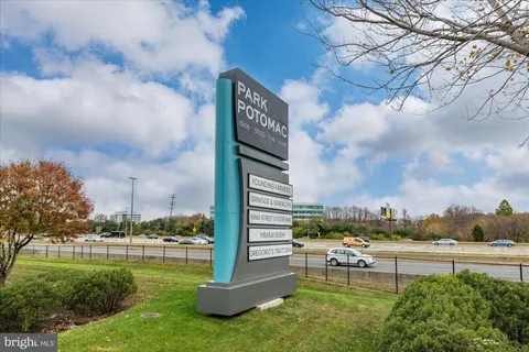 $875,000 | 12500 Park Potomac Avenue, Unit 509N, Potomac, MD 20854