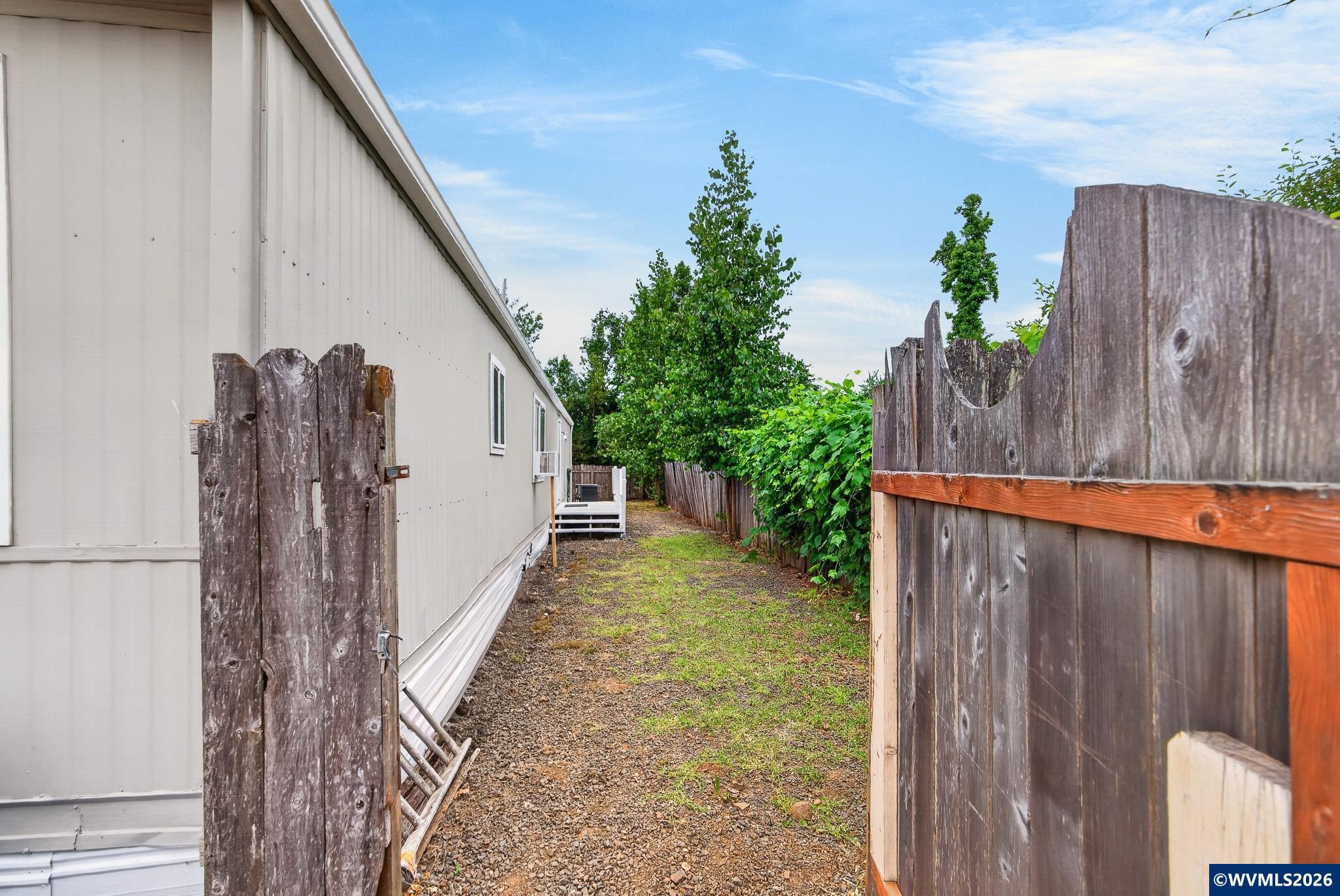 25182 Alpine Road Monroe, OR 97456 - Photo 34 of 36