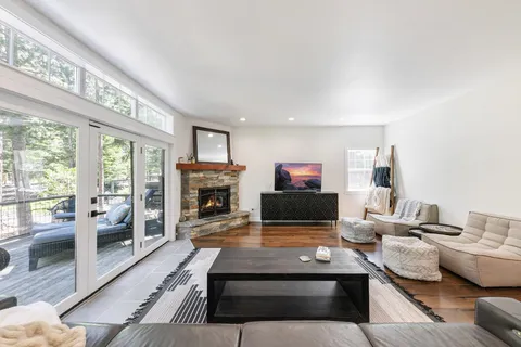$1,585,000 | 13862 Swiss Lane, Truckee, CA 96161