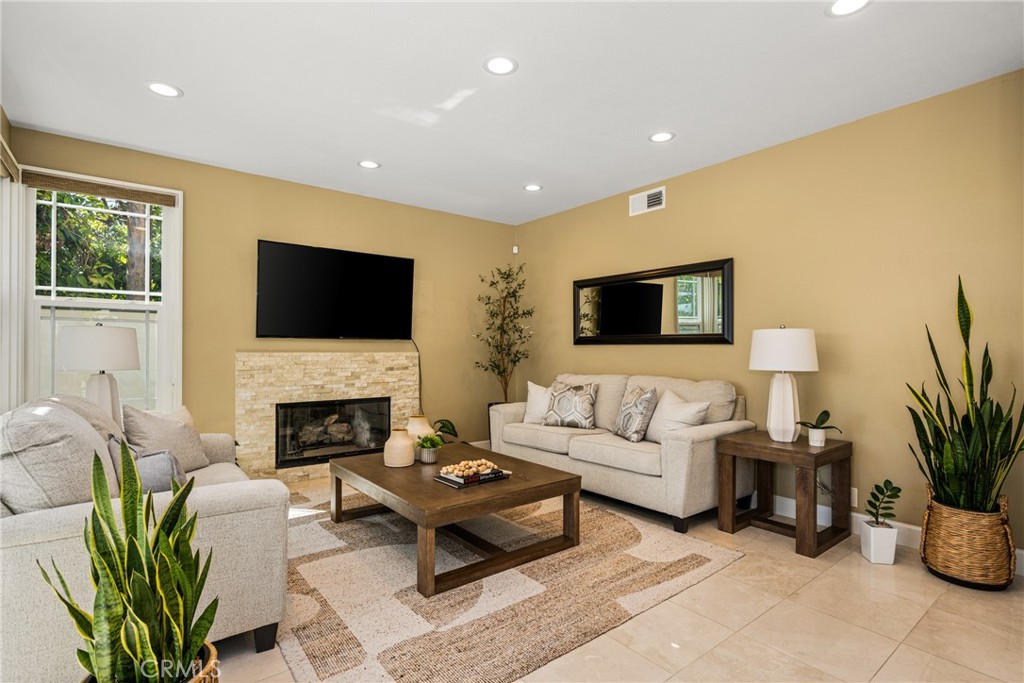 4 Santa Rita Lake Forest, CA 92610 - Photo 24 of 78